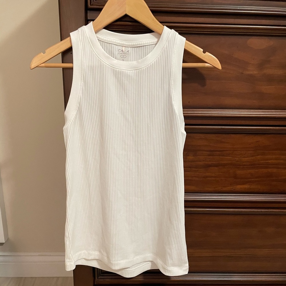 Calia by Carrie Underwood white ribbed tank top